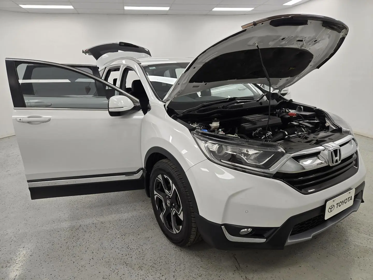 2019 Honda CR-V Gallery Image 8