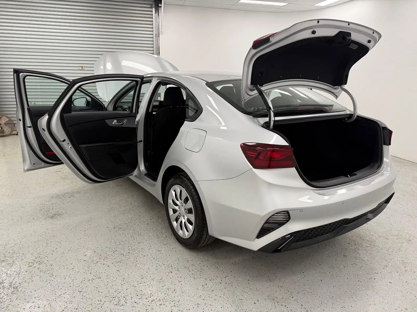 2024 Kia Cerato Gallery Image 12