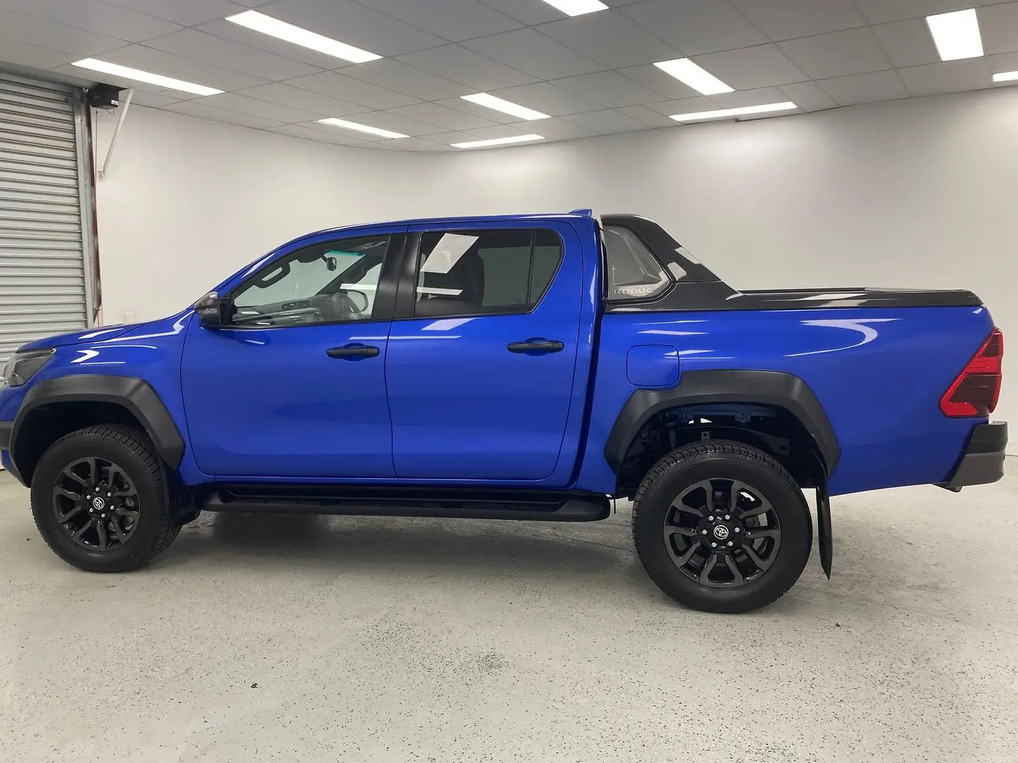 2022 Toyota Hilux Gallery Image 6