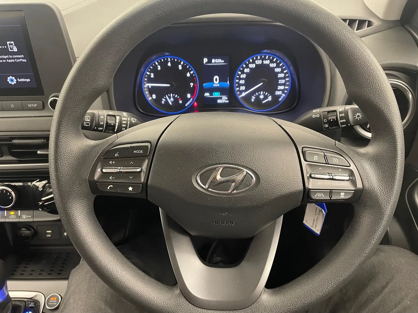 2023 Hyundai Kona Gallery Image 24