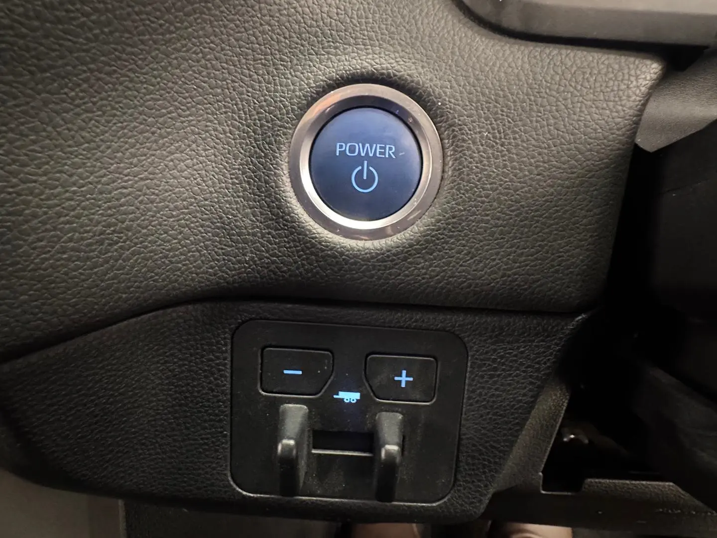 2023 Toyota Tundra Gallery Image 23