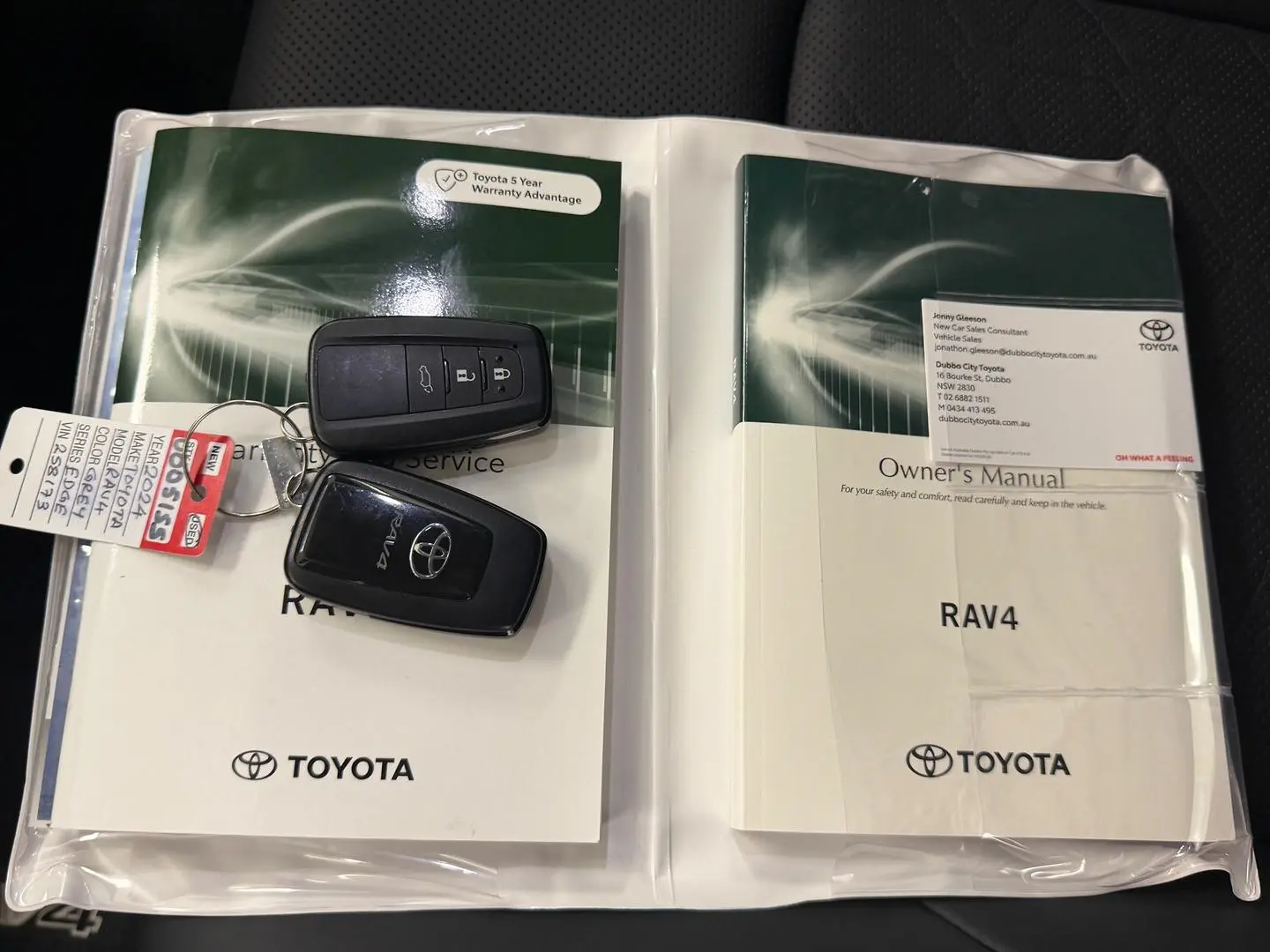 2024 Toyota RAV4 Gallery Image 27