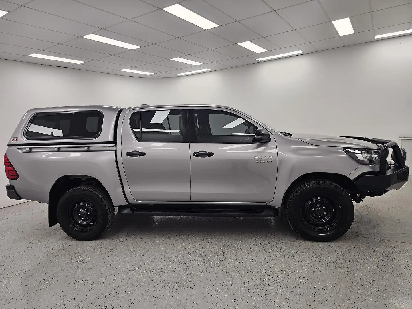 2022 Toyota Hilux Gallery Image 2