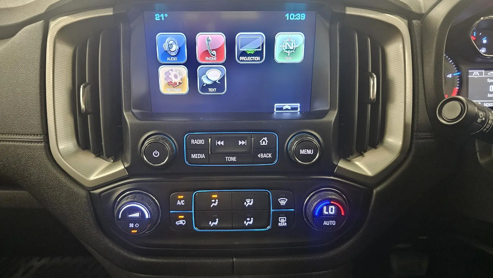 2017 Holden Colorado Gallery Image 29